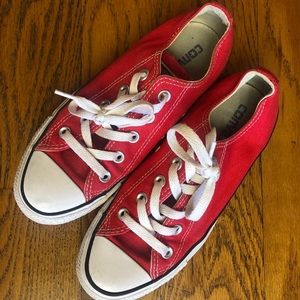 Red Converse Women’s Size 6